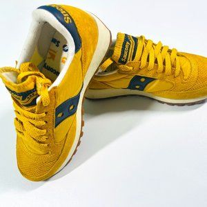 Saucony  Shoes Mens 6 (mustard / navy)